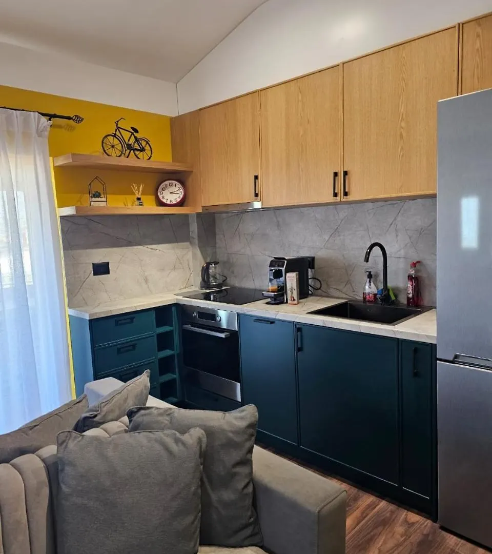 Drion Apartment With Lake View Pogradec 0*,